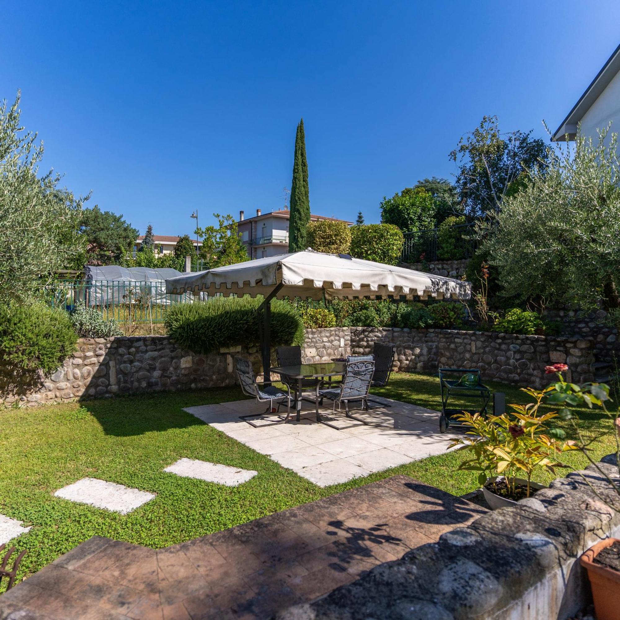 A Casa Di Tom Bed and Breakfast Sant'Ambrogio di Valpolicella Eksteriør billede
