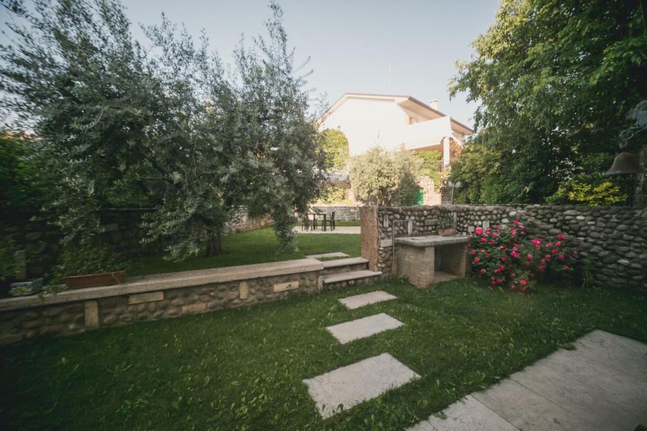 A Casa Di Tom Bed and Breakfast Sant'Ambrogio di Valpolicella Eksteriør billede